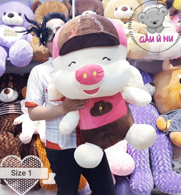 Heo ngồi đội nón size 1 màu hồng